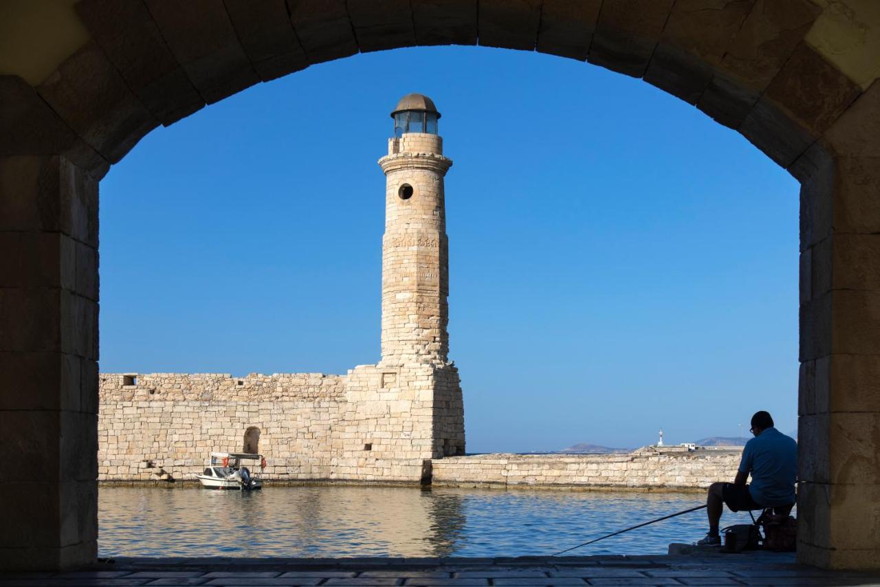 לינה וארוחת בוקר Faros